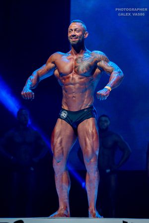 СLASSIC PHYSIQUE НОВИЧКИ